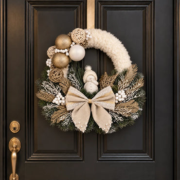 Corona di Natale artigianale in tessuto, 35 cm, appesa alla porta – decorazioni natalizie di design Merry Worlds, foto 2