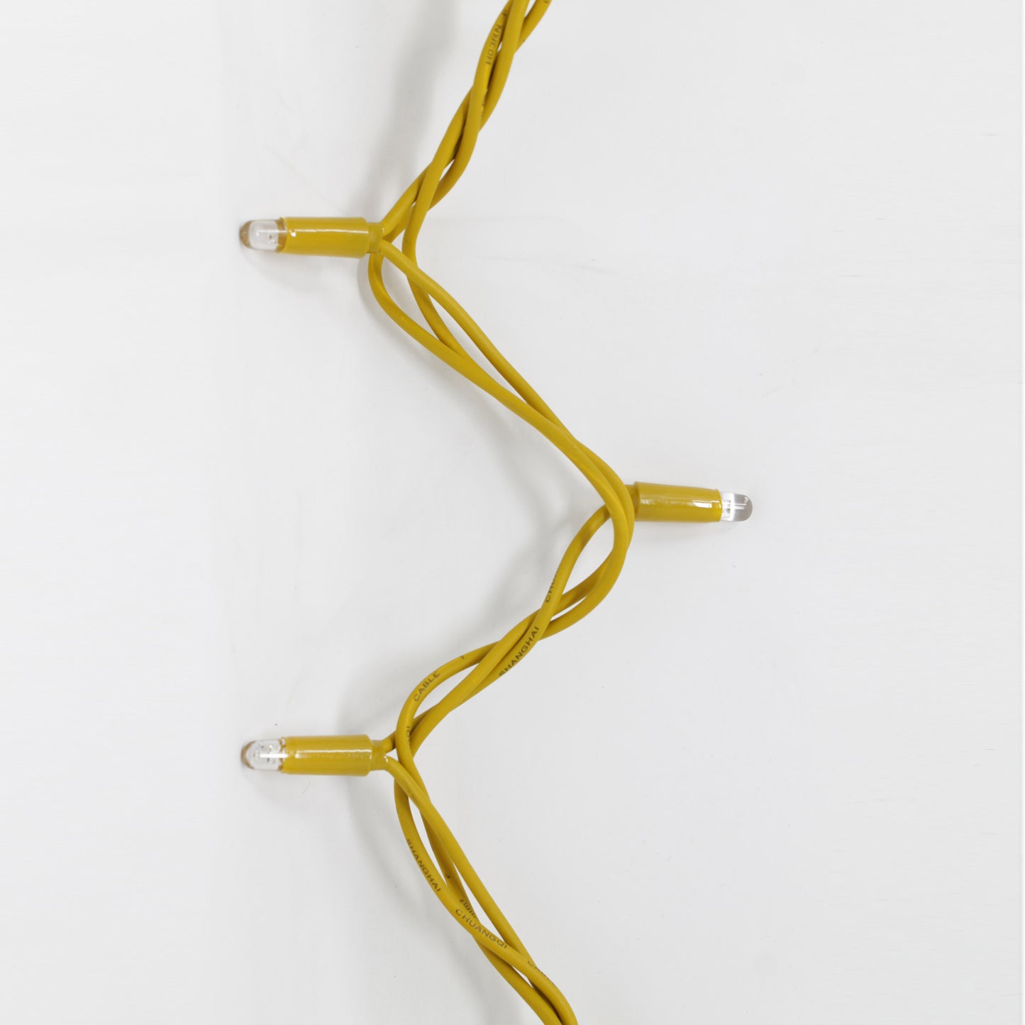 String 5m 230V with flash | yellow cable | 60 LED chain (10 flashes)